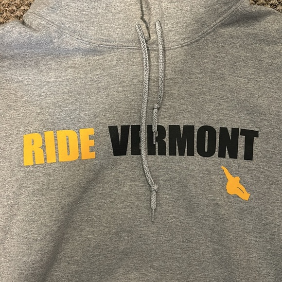Ride Vermont Gildan Heavy Blend Hoodie Size XL - Picture 2 of 4